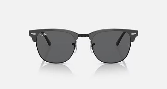Ray-Ban Clubmaster Black – Κλασικό στυλ σε απόλυτο μαύρο